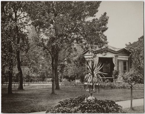 Eine historische Fotografie des Museumsgartens. (Foto: Stadtarchiv Heidelberg)