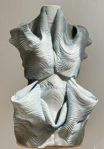 Laura Muth: ReLine_smoke_blue dress_photo the artist Laura Muth: ReLine_smoke_blue dress_photo the artist